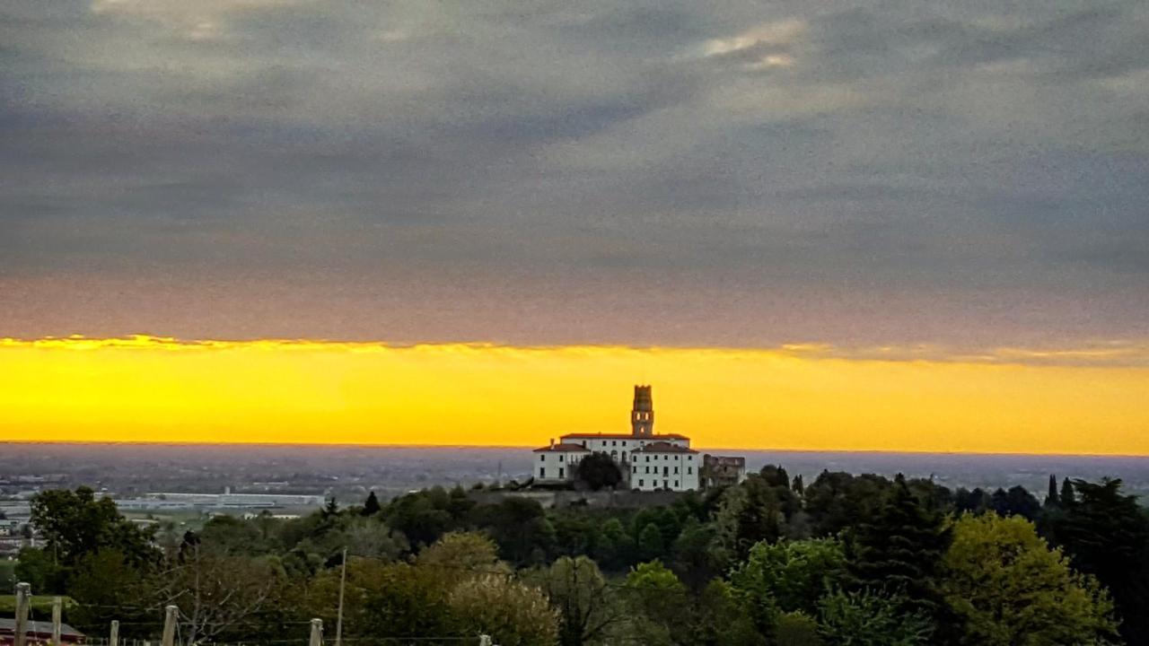 مبيت وإفطار Susegana Pie Castello المظهر الخارجي الصورة